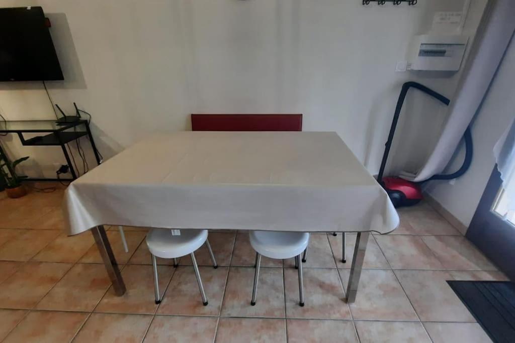 Dependance Guest House Proche Lyon Craponne Exterior foto